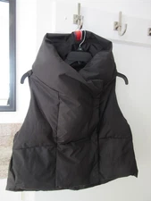 Pretty Rugged Vest Puffer Water Proof Outdoor Gorpcore Women's Sz M/L
