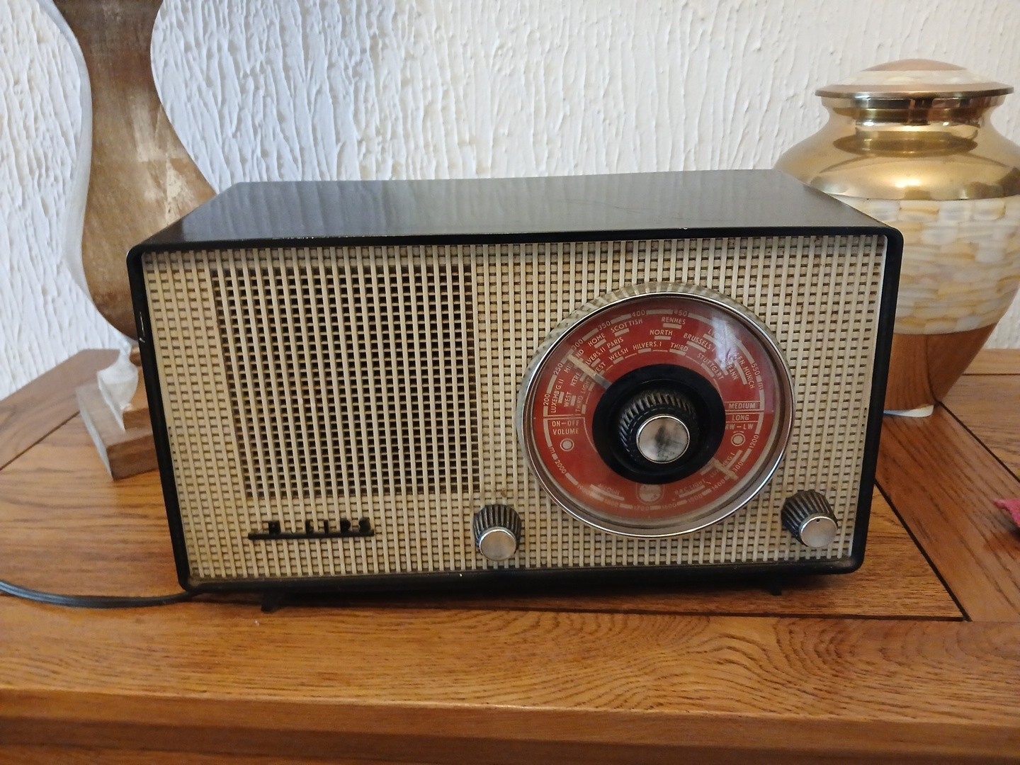 Philips B2G81U Vintage 1950s Valve Radio