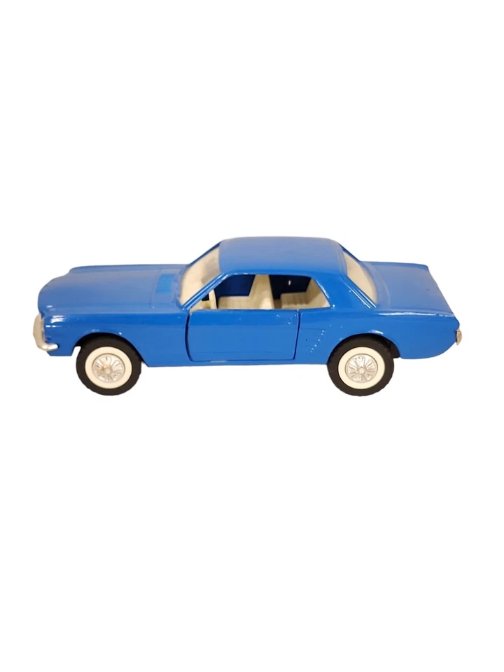 Vintage Majorette 1965 Ford Mustang Blue 1/32 Scale Diecast - Image 3 of 4