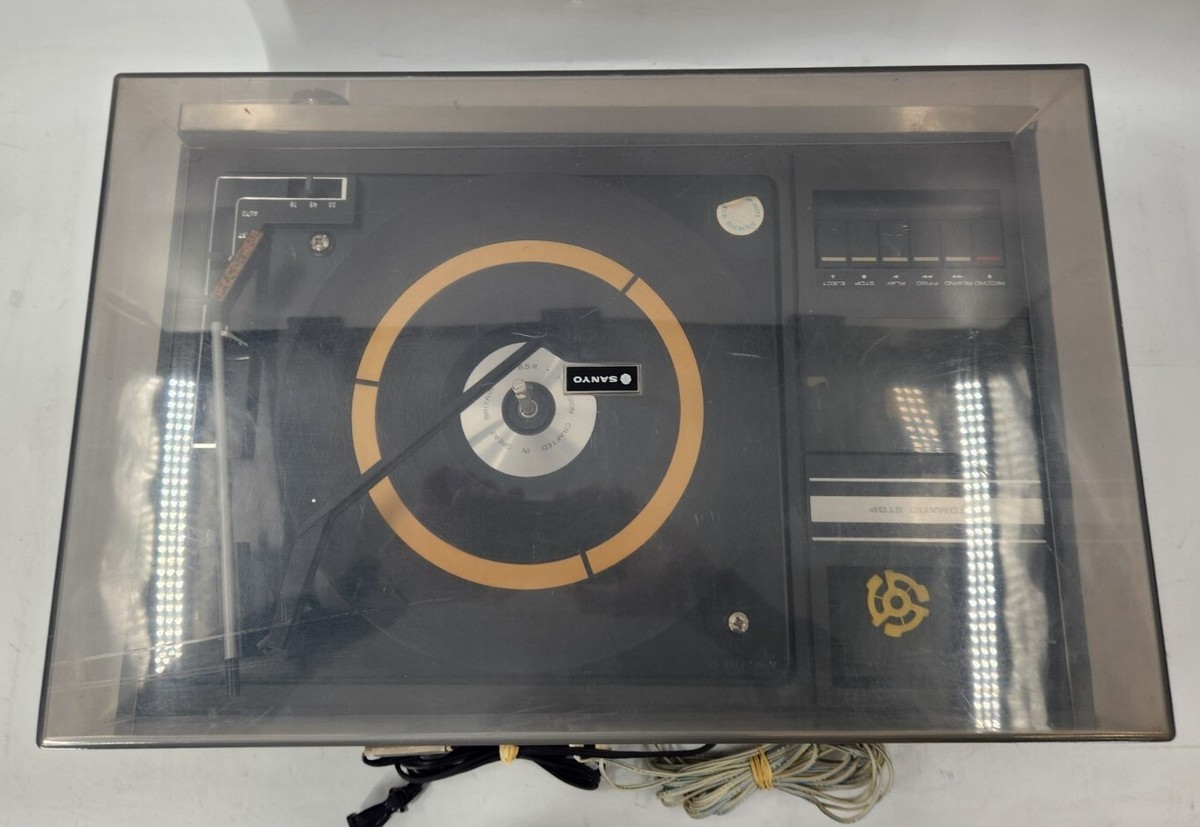 sanyo  ③ NOS VINTAGE SANYO VIP-3 Portable Stereo Cassette Player FM Radio