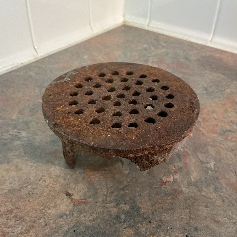 VTG 4 1/2" Cast Iron Round Floor Drain Cover Grate Footed Architectural Salvage