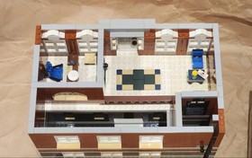 LEGO Creator Expert Modular Buildings Town Hall 10224 In 2012 Used W/Manual