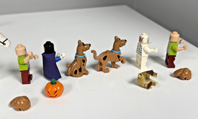 Scooby Doo LEGO 75902 Mystery Machine, 75901 Mystery Plane, 75900 Mummy Museum