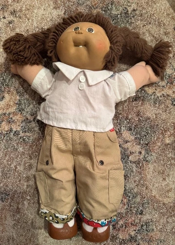 Cabbage Patch Kid Brown braided hair brown eyes 1 dimple and 1 tooth 1985