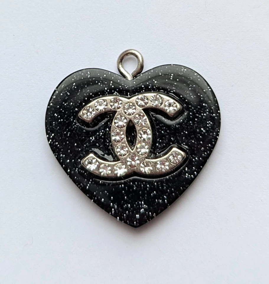 Chanel Button Vtg Black Heart Button 25 mm Rhinestones / Zipper Pull Silver - Image 2 of 3