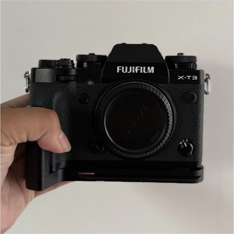 Fujifilm X T3 Digital Cameras with Interchangeable Lenses for Sale