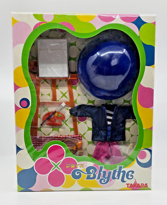 Petite Blythe Weekend Artist Pop-up World - Takara 2003 MISB