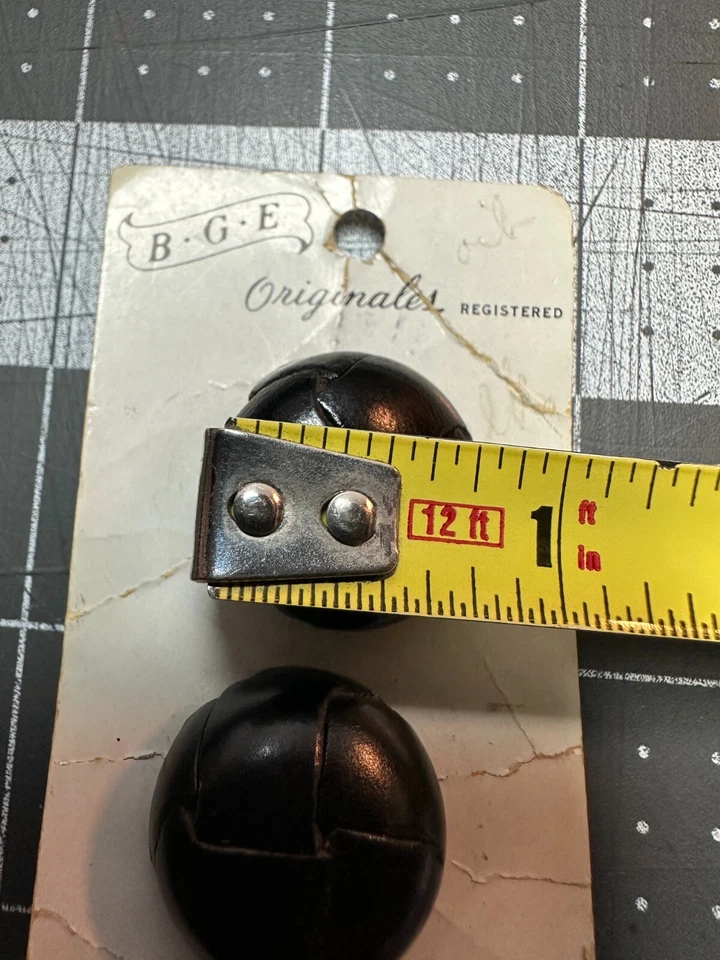 Vintage Faux Leather Buttons Orig. Card Plastic Woven Molded Looks Like Leather - Image 4 of 4