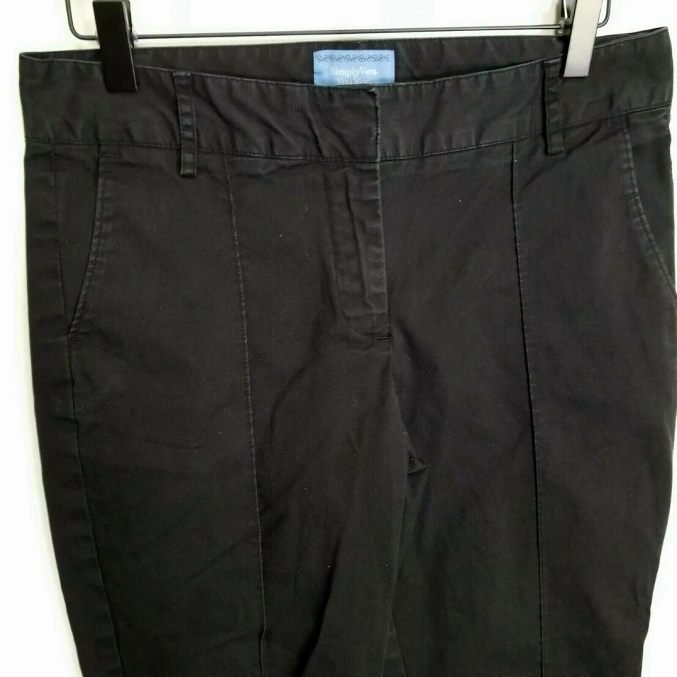 Simply Vera Vera Wang Black Crop Capri Khaki Pants Womens 6 Low Rise 20" inseam - Image 2 of 4