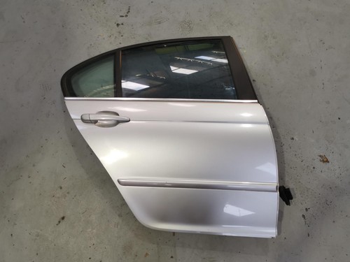 BMW 3 SERIES RIGHT REAR DOOR E46, SEDAN, 09/98-01/05 98 99 00 01 02 03 04 05