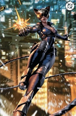   ABSOLUTE CATWOMAN #1 DERRICK CHEW Virgin Variant B LTD 1000