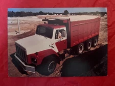 1987 International "HEAVY-S" - Original Truck Sales Brochure / Postcard