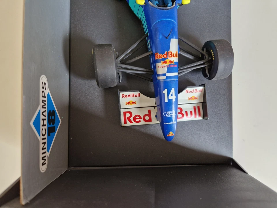 Minichamps 1/18 Sauber Ford C14 J. Herbert - Launch Edition 1996 - 180960084 - Immagine 3 di 4