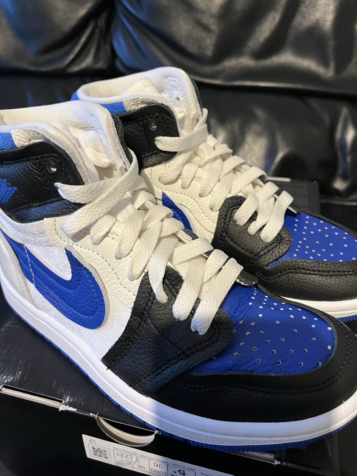Women’s Nike Air Jordan 1 MM High Trainers, In UK Size 3, RRP £144.95 image 5