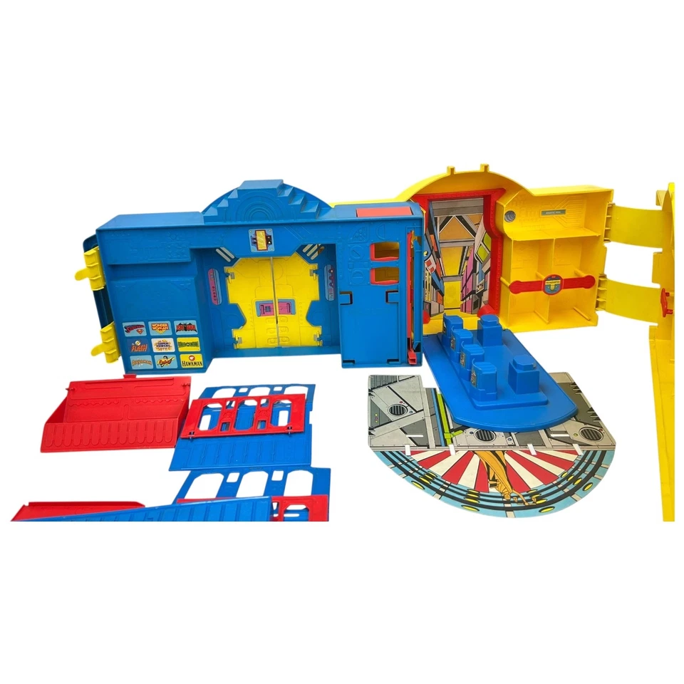 Juego Kenner 1984 vintage Super Powers Hall of Justice incompleto falta 2 piezas Foto 2 de 4