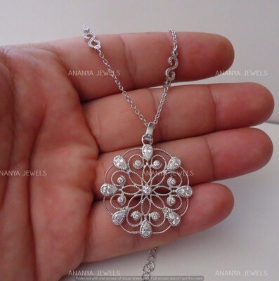 Moissanite 2.00 CT Circle Flower Desing Charm Necklaces Real 925 Sterling Silver