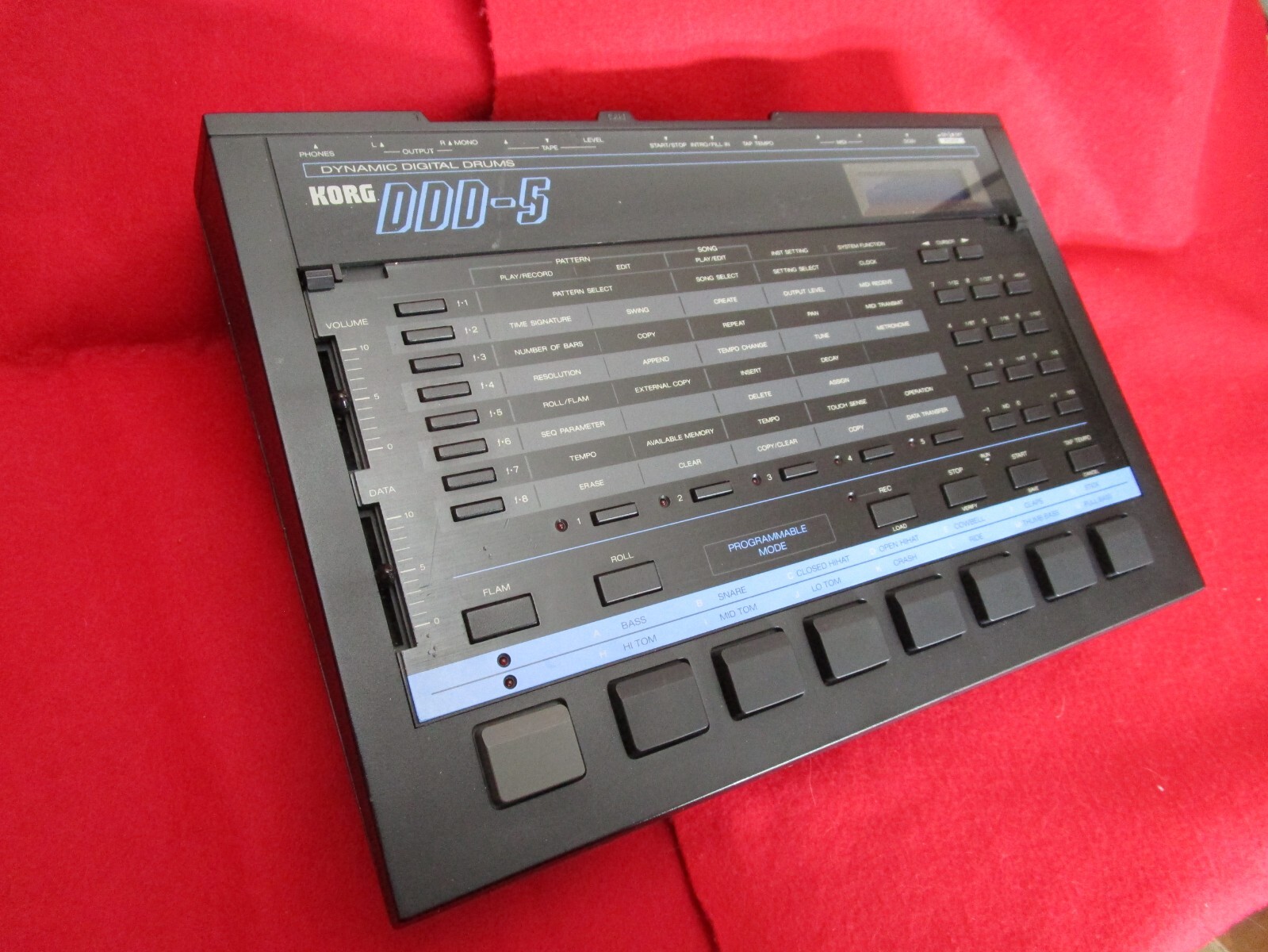 DDD5 Digital Drum Machine TESTED New Blue LCD, Internal battery