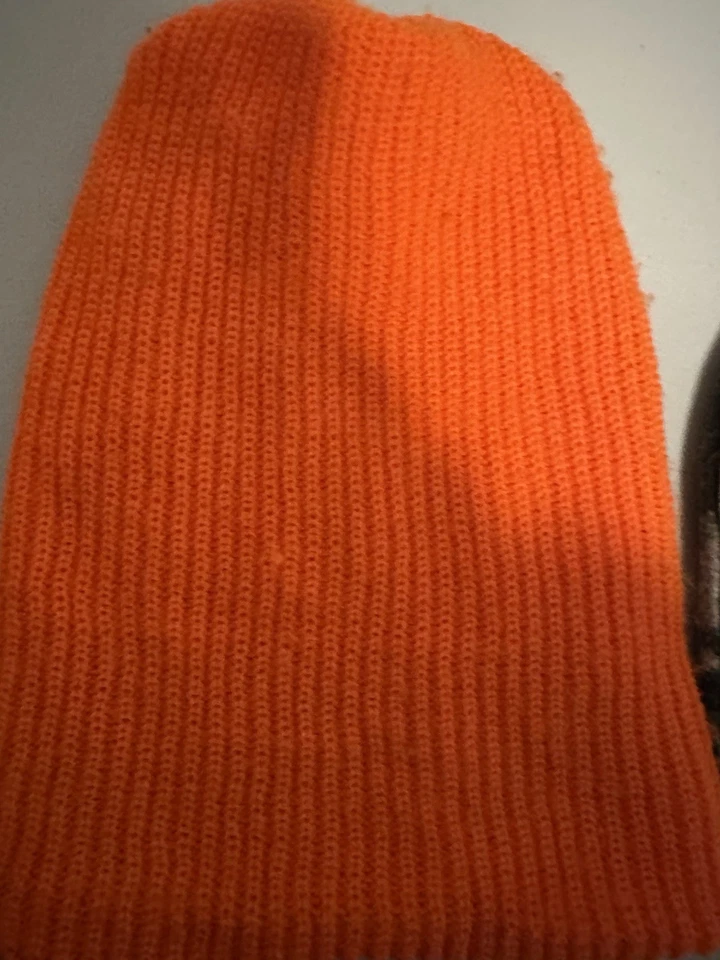2 Hunting Hats 1 Orange And 1 Camouflage - Image 2 of 3