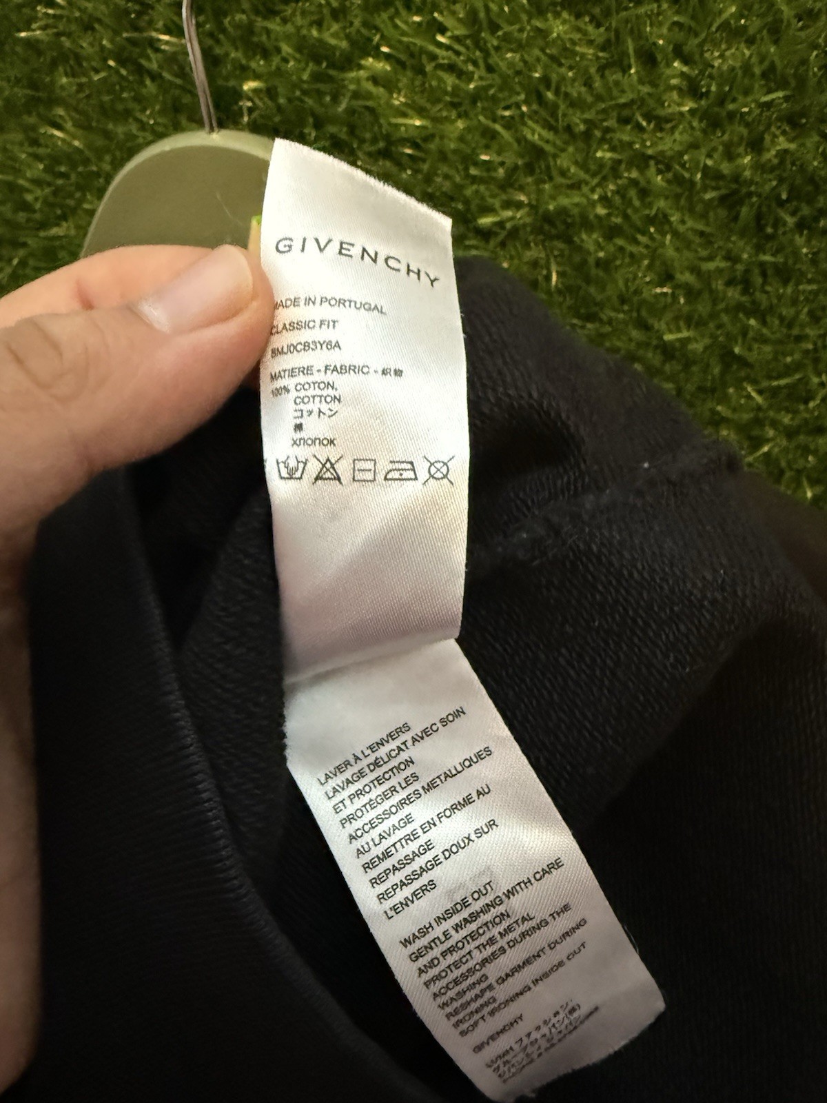 GIVENCHY Reverse Logo Slim Crewneck Sweatshirt Me… - image 6