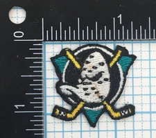 1993-2005 MIGHTY DUCKS OF ANAHEIM NHL HOCKEY VINTAGE TINY 1.25" BLACK TEAM PATCH