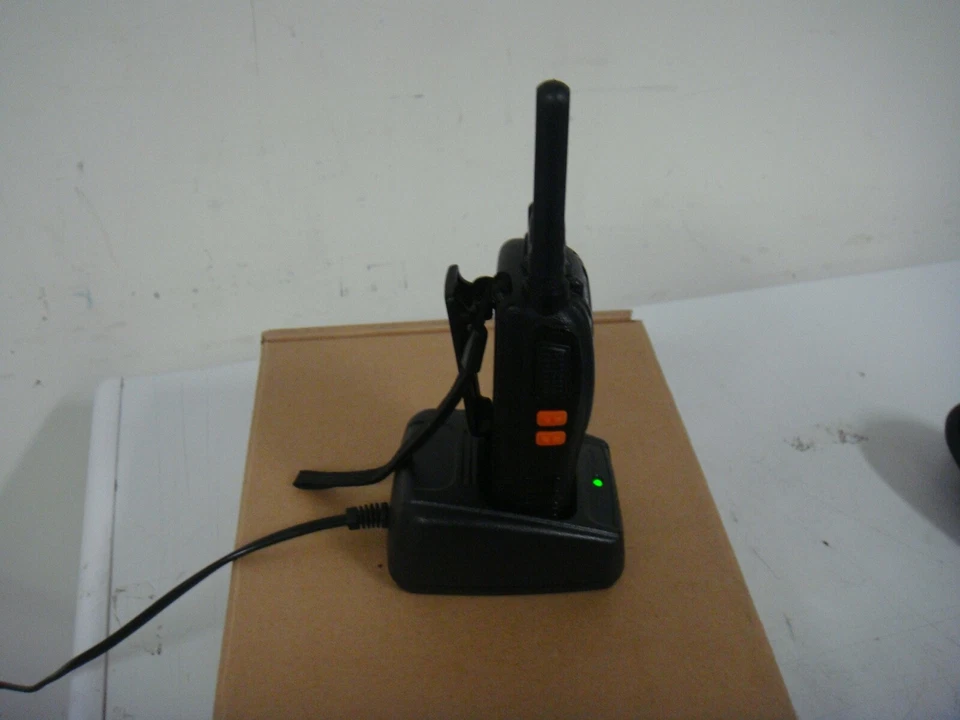 6 RETC I5 RT21 Walkie Talkies and Individual Chargers (LOT OF 6) - Image 4 of 4