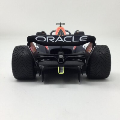 18S774 SPARK 1 18 Oracle Red Bull RB18 #1 Winner Japanese GP 1st