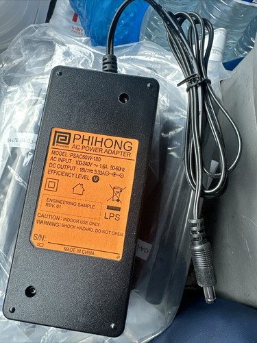 Chargeur Original PHIHONG PSA15W-180 18V 0.8A - Connecteur 5.5mm/2.1mm - Occasion Fonctionnel