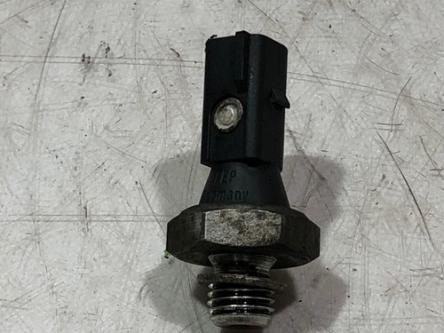 SMART FORTWO 2011 451 0.8 CDI OIL PRESSURE SENSOR A0051537828 /2007-14 - Picture 4 of 6