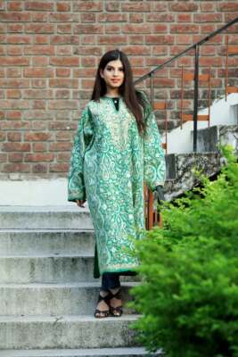 Green Pure Wool Kashmir Phiran with Jaal Paisley Embroidery