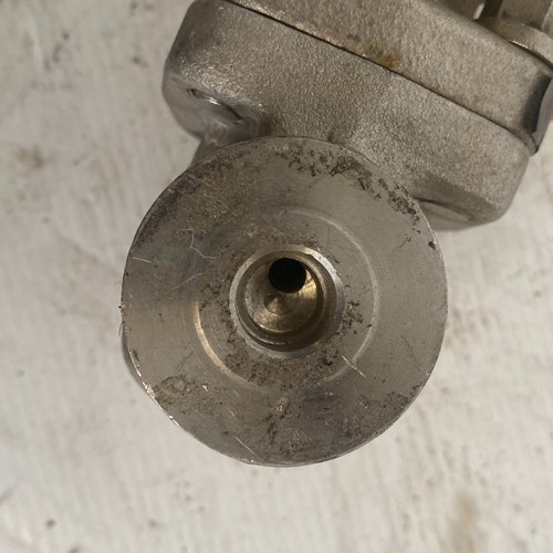 FRONTLINE Stainless 1/4" DN8 Globe Valve Class 900 F304 Body Seat Socket weld. - Picture 10 of 14