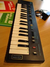 Vintage YAMAHA PortaSound PS-200 Keyboard   8...