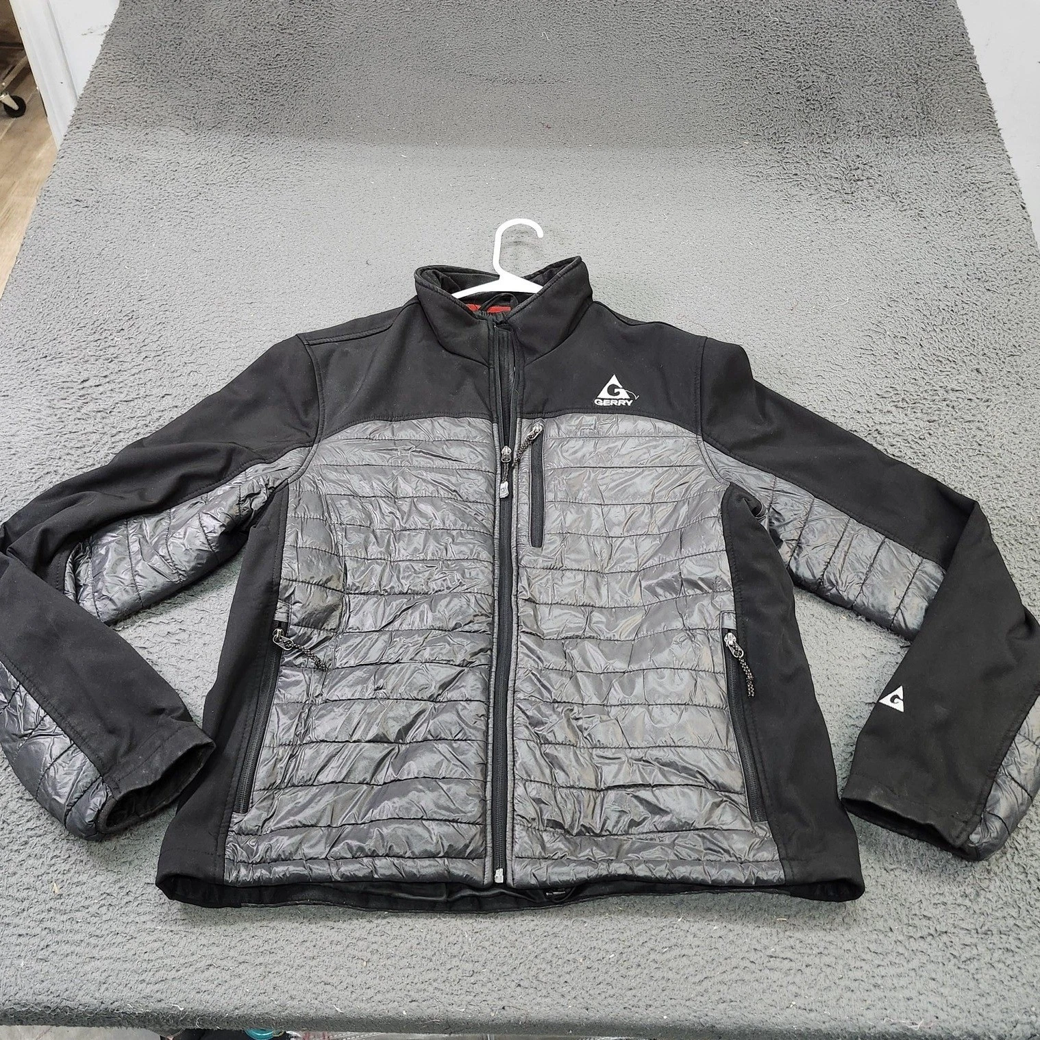 Gerry Jacket Mens Large Gray Quilted Softshell Full Zip Insulated Outdoor
Opens in a new window or t