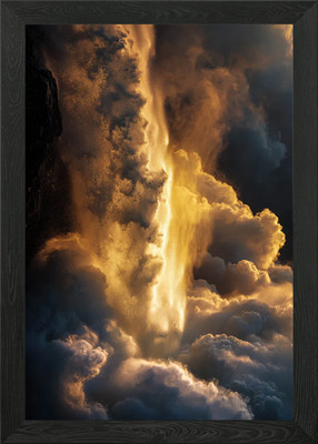 Goldener Wasserfall inmitten Wolken gerahmtes Wandbild Poster Leinwanddruck Bild