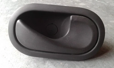 POIGNEE DE PORTE INTERIEURE AVANT DROITE RENAULT SCENIC II 2 - Photo 1/2