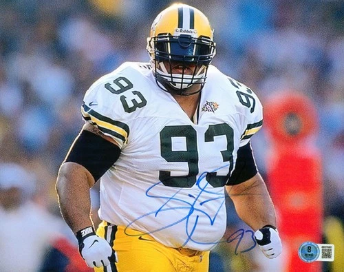 Green Bay Packers GILBERT BROWN Signed 8x10 Photo Beckett Witness BAS