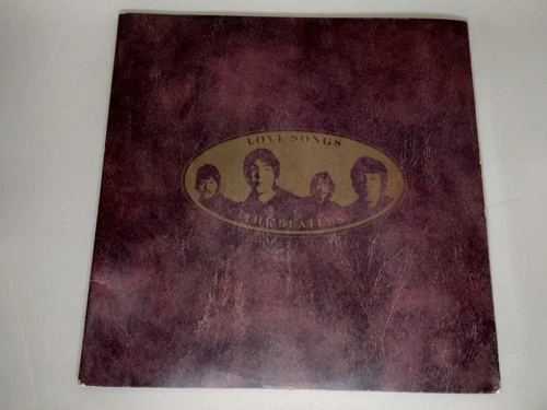 New ListingThe Beatles Love Songs 2x LP Gatefold Vinyl 1977 Parlophone PCS 7211 VG+