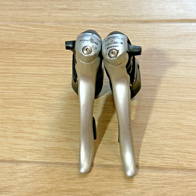 自転車 shimano tiagra flight deck 9 speed st-4400 Shimano Tiagra Shifter Set ST-4400 Double Race 9s Vintage Flight