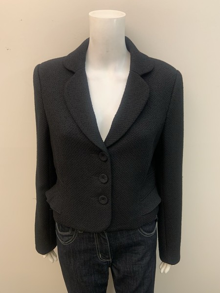 REVIEW BLACK BLAZER SIZE 12     (#  1932