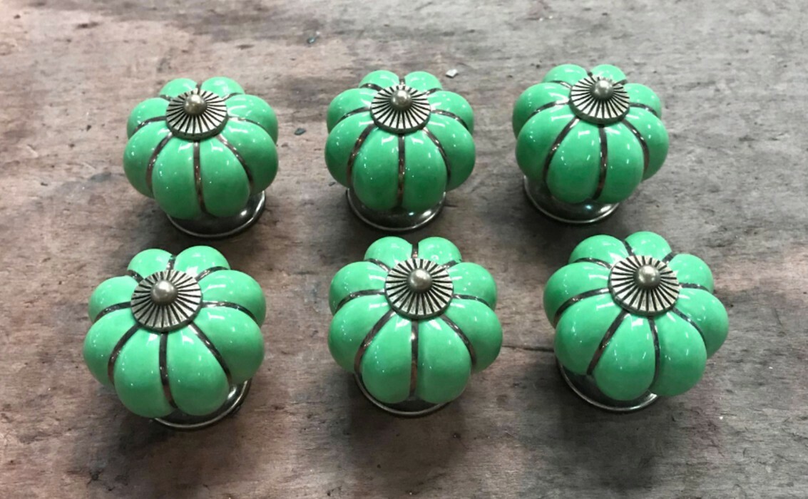 green knobs for dresser Vintage Green Crystal Flower Shaped Dresser Cabinet Knob