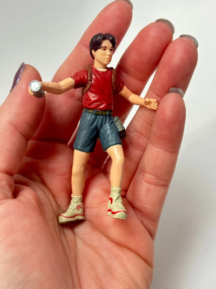 Figura de acción Hasbro Eric Kirby Jurassic Park 3 III 2000 muñeca suelta de 3" Foto 3 de 3