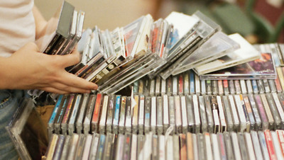 BRAND NEW CDs: Pop/Rock/Electronic/Hip Hop/R&B/Country/Soundtrack/Classical