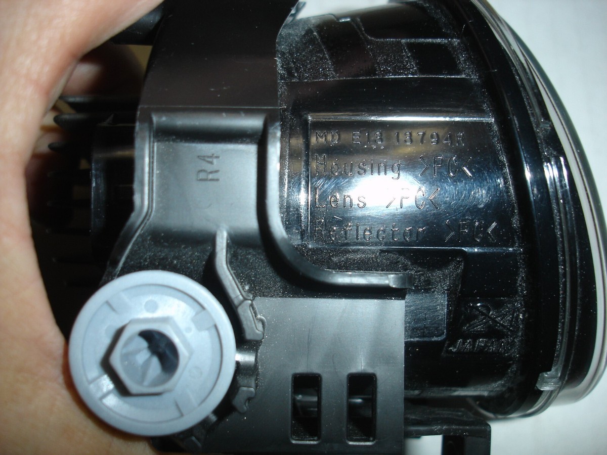 TOYOTA/ LEXUS OEM LED FOGLIGHT RIGHT SIDE (MD E13 13794R) | eBay 