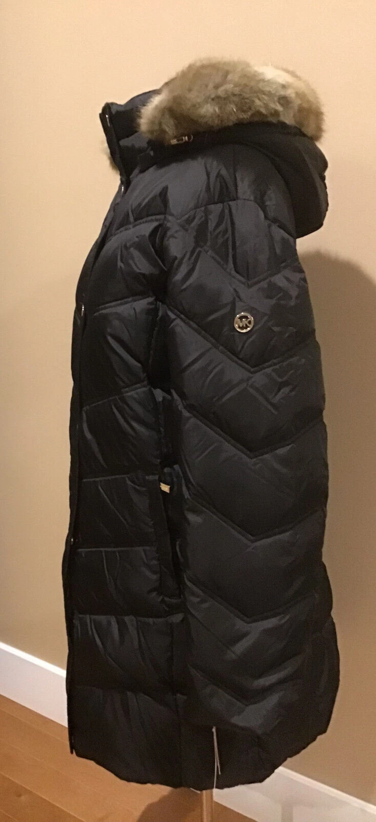 Cappotto tampone nuovo con etichette Michael Kors finiture in pelliccia sintetica remv. Cappuccio Lunghezza Ginocchio Nero XL