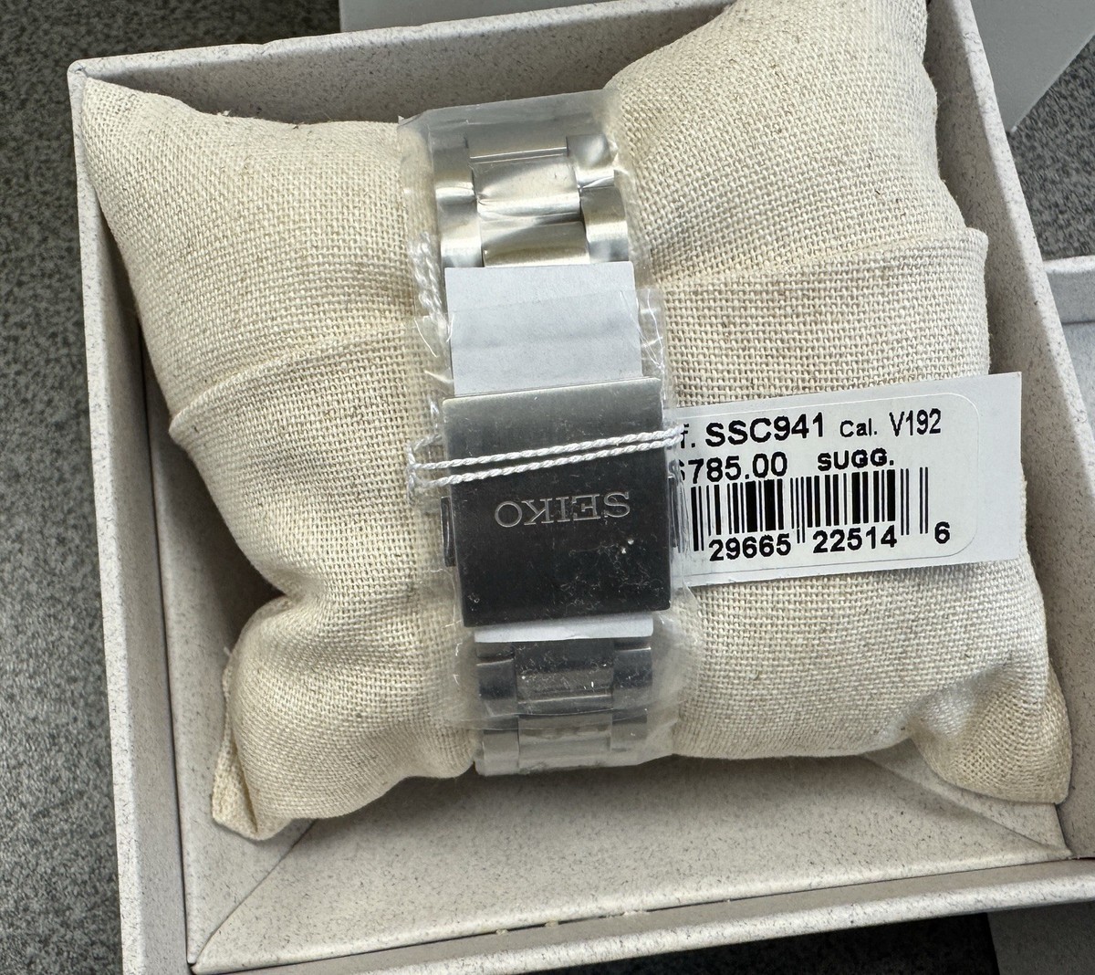 Seiko20個 Seiko Prospex Speedtimer Solar Steel Bracelet Black Dial Watch