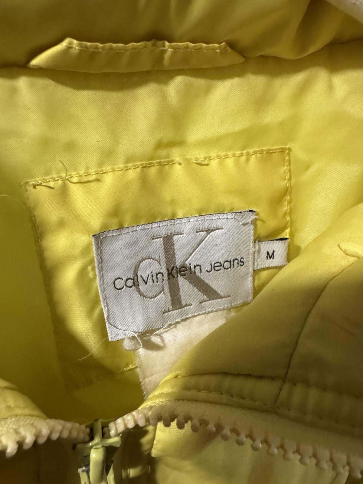 Calvin Klein Yellow Jacket Size Medium - image 5