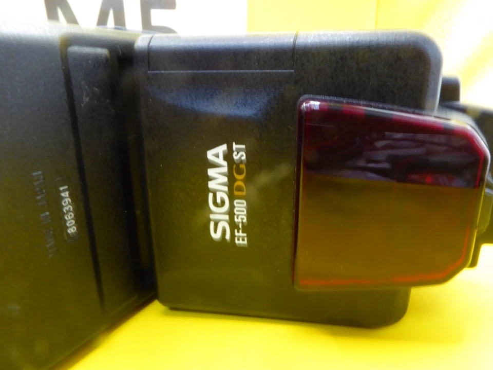 SIGMA EF-500 DG ST Flash Gun EO-ETTLII for Canon DSLR Digital. Camera. working - Image 4 of 4