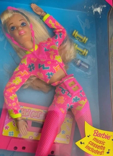 1996 WORKIN’ OUT BARBIE 17317  WITH CASSETTE TAPE SUCTION  CUP SHOES New in Box!