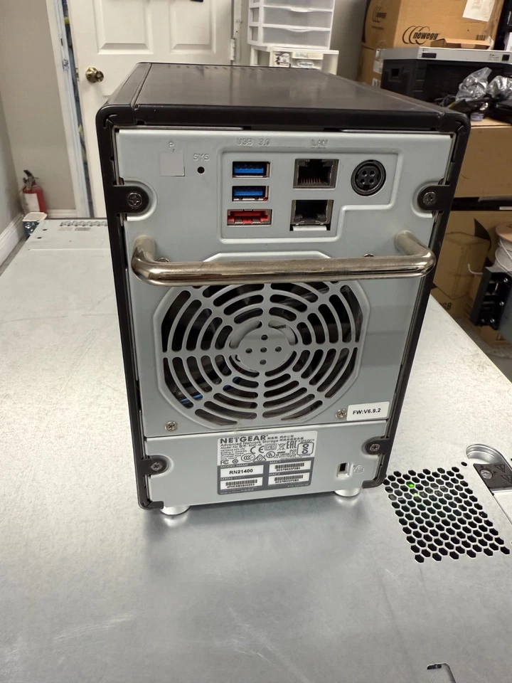 NETGEAR RN21400 ReadyNAS 4-Bay Network Storage Enclosure No HDD Grade B - Image 3 of 4