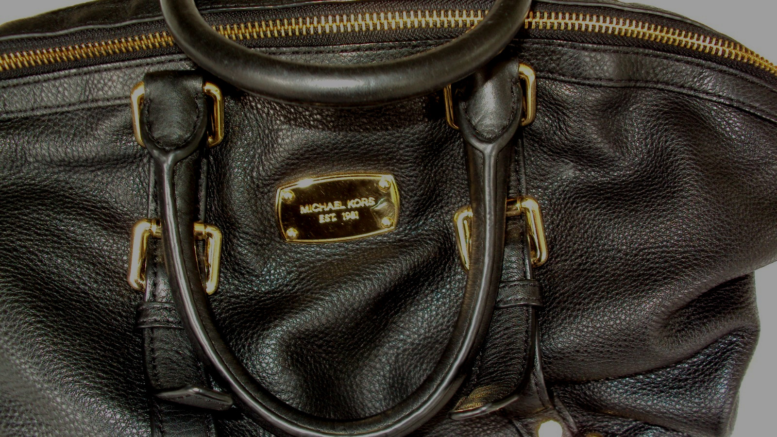 MICHAEL KORS LARGE MULTI-COMPARTMENT SHOULDER BAG… - image 2
