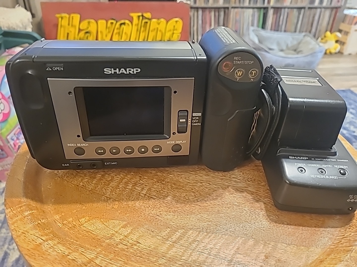 Sharp VL-E30 8mm Video8 Camcorder VCR Player Camera Untested FOR PARTS